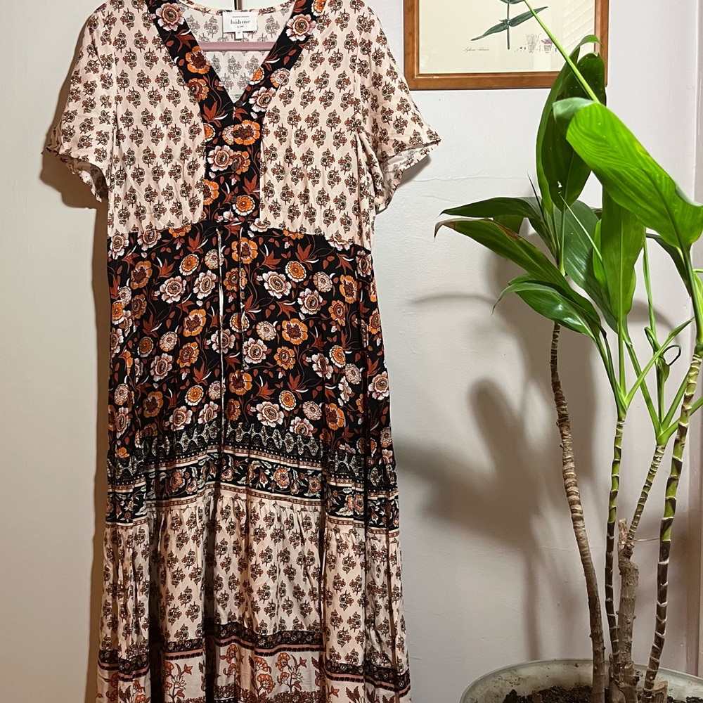 BOHME: Cream and Brown Flutter Sleeve Maxi Sundress